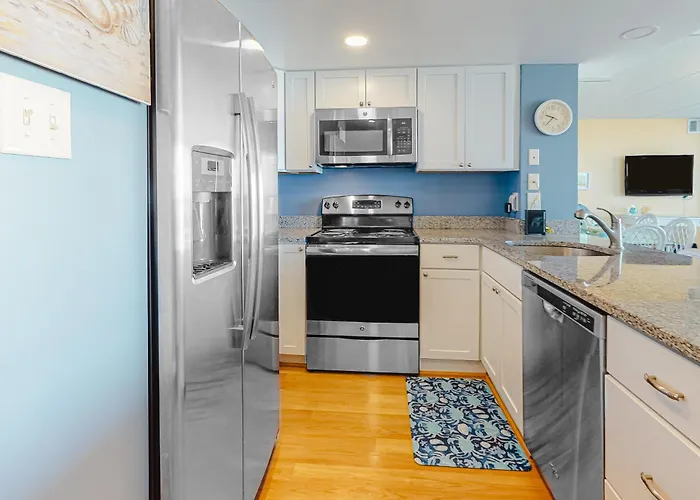 Sea Watcher Apartment