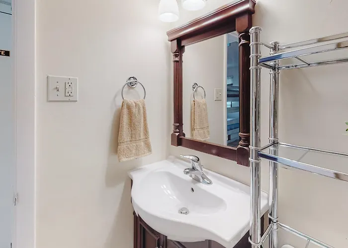Sea Watcher Apartment